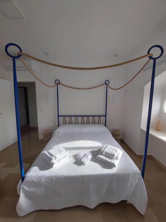 Palazzo Accinni B&B Monopoli Eksteriør billede